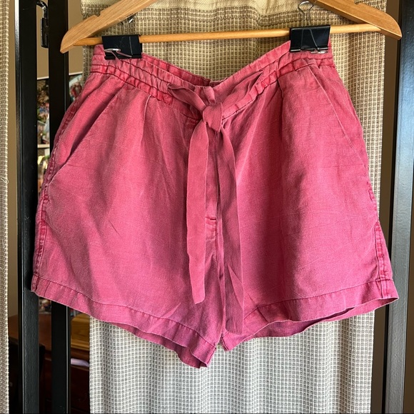 Linen Shorts. Great Condition. Size 6 - Picture 1 of 3